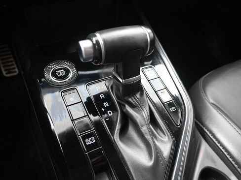 Certified 2023 Kia Niro EX Touring image 24