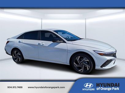 New 2025 Hyundai Elantra SEL