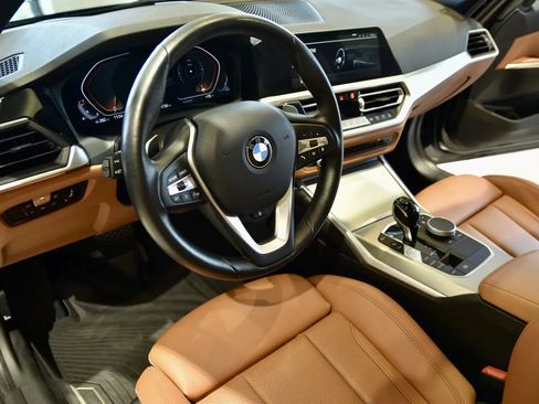 Used 2022 BMW 330i xDrive Sedan w/ Premium Package AWD/4WD image 11