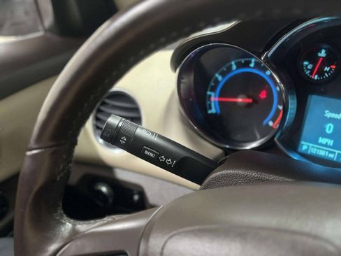 Used 2012 Chevrolet Cruze LTZ FWD image 30