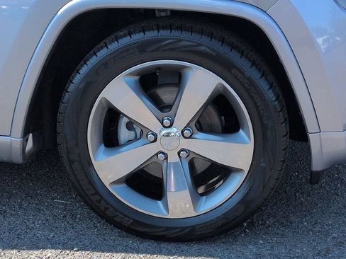 Used 2016 Jeep Grand Cherokee Overland AWD/4WD image 33