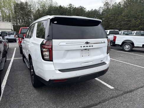 Used 2022 Chevrolet Tahoe LT w/ Luxury Package image 18