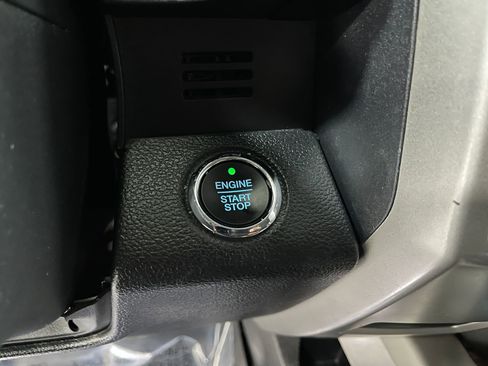 Used 2019 Ford F150 Lariat image 19