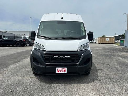 Used 2023 RAM ProMaster 2500 FWD image 9