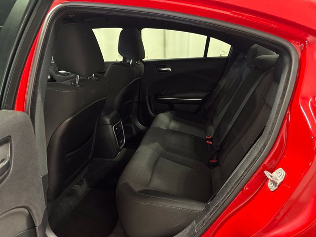 Used 2018 Dodge Charger R/T RWD image 32