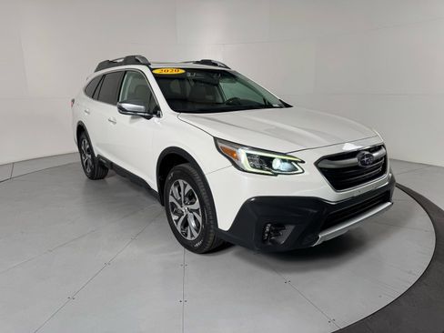 Used 2020 Subaru Outback Touring image 2