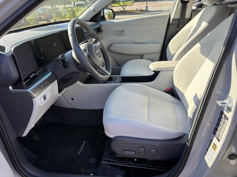 Certified 2025 Hyundai Kona SEL image 13