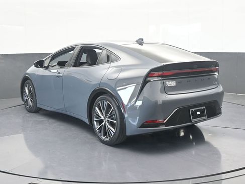 Used 2023 Toyota Prius Limited image 4