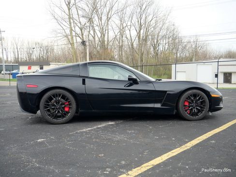 Used 2011 Chevrolet Corvette Coupe w/ 1LT image 9