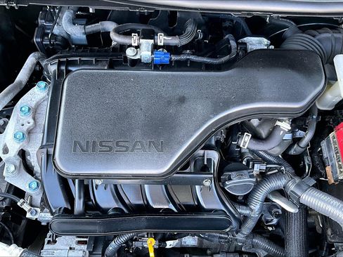 Used 2022 Nissan Rogue Sport SL AWD/4WD image 30