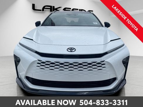 New 2025 Toyota Crown Signia image 9