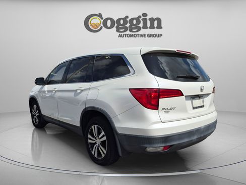 Used 2018 Honda Pilot EX image 4