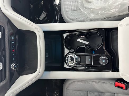 New 2026 Ford Explorer Platinum w/ LUX Leather Package image 29