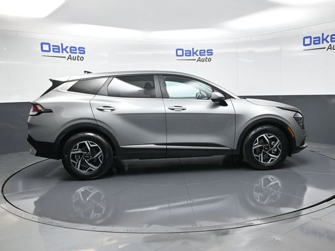 Certified 2024 Kia Sportage LX image 9