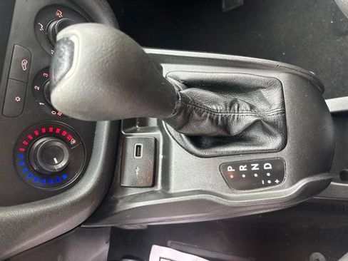 Used 2021 RAM ProMaster City Tradesman w/ Window Group 09 FWD image 14