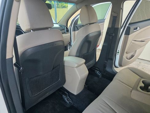 Used 2019 Hyundai Tucson SE FWD image 23