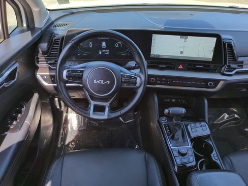 Certified 2023 Kia Sportage EX FWD image 16