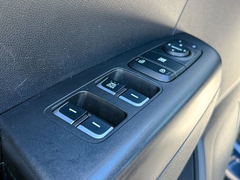 Certified 2021 Kia Sportage LX image 4