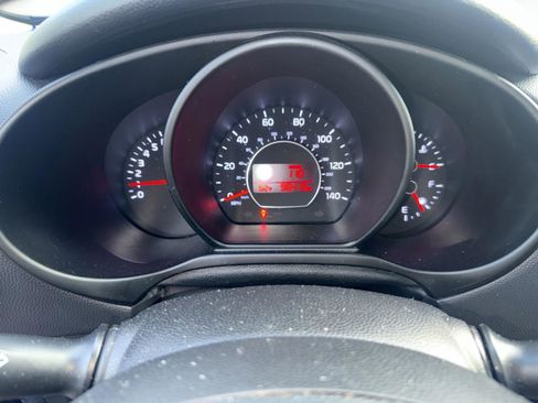 Used 2014 Kia Soul + image 27