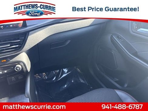 Certified 2024 Ford Escape ST-Line w/ Tech Pack #1 image 24