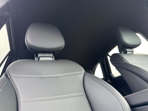 New 2026 Mercedes-Benz GLC 300 4MATIC image 17