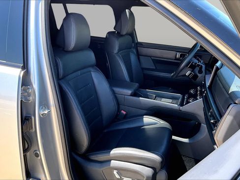 Used 2024 Hyundai Santa Fe Calligraphy AWD/4WD image 9