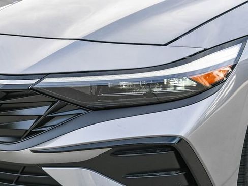 New 2026 Hyundai Elantra Limited image 12