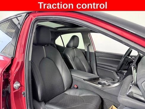 Used 2021 Toyota Camry XSE w/ Navigation Package image 12