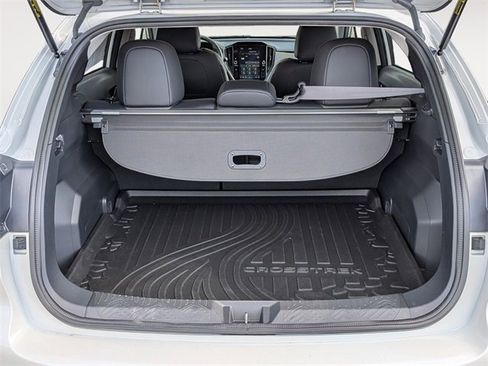 Certified 2025 Subaru Crosstrek 2.5i Limited w/ Crosstrek Mirror Package image 34