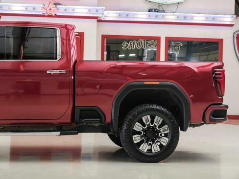 Used 2024 GMC Sierra 2500 Denali w/ Denali Reserve Package AWD/4WD image 14