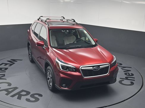 Used 2021 Subaru Forester Premium w/ Popular Package #1 AWD/4WD image 33
