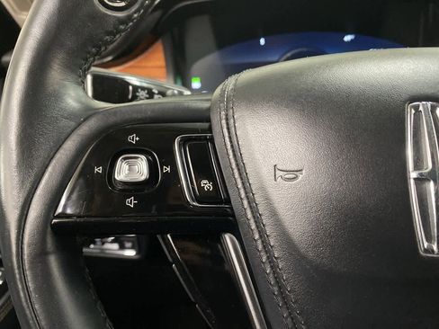 Used 2020 Lincoln Aviator Reserve w/ Equipment Group 202A image 20