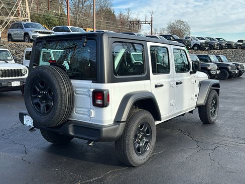 New 2026 Jeep Wrangler Unlimited Sport image 7