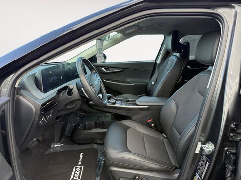 Used 2024 Kia EV6 Light RWD image 10