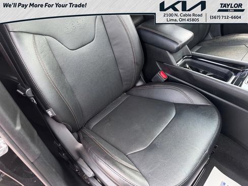Used 2022 Jeep Compass Limited w/ Sun and Sound Group AWD/4WD image 11
