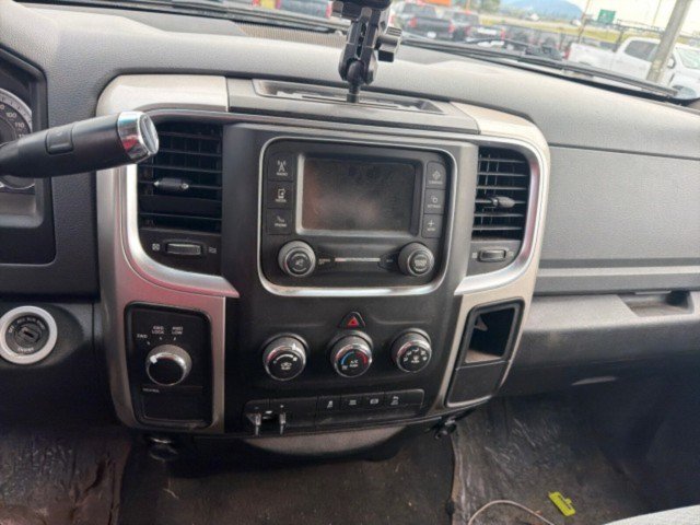 Used 2018 RAM 3500 SLT w/ Luxury Group AWD/4WD image 12