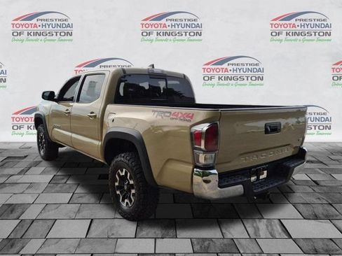 Used 2020 Toyota Tacoma TRD Off-Road AWD/4WD image 6