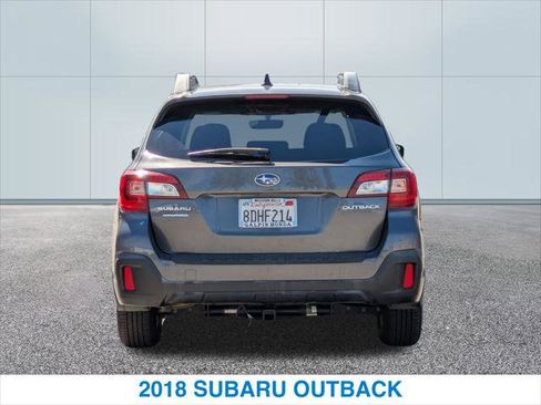 Used 2018 Subaru Outback 2.5i Premium image 8