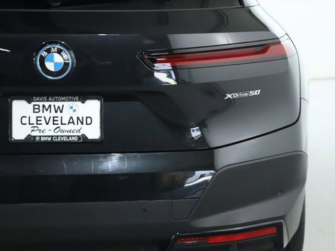 Certified 2025 BMW iX xDrive50 w/ Premium Package image 43