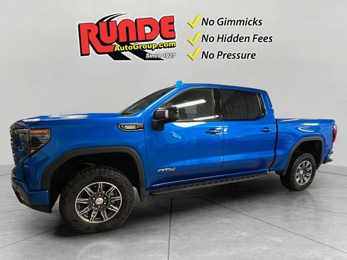 Used 2024 GMC Sierra 1500 AT4 w/ Technology Package AWD/4WD image 1