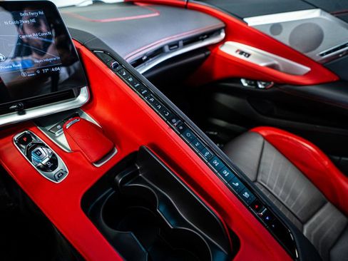 Used 2023 Chevrolet Corvette Stingray Preferred Cpe w/ Z51 Performance Package image 47