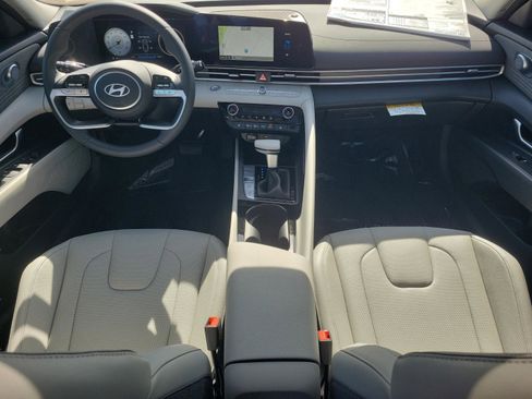 New 2026 Hyundai Elantra Limited image 13
