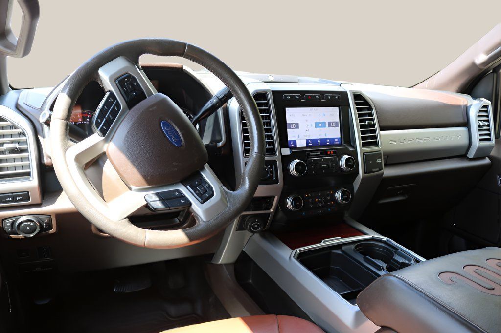 Used 2020 Ford F250 King Ranch w/ King Ranch Ultimate Package AWD/4WD image 17