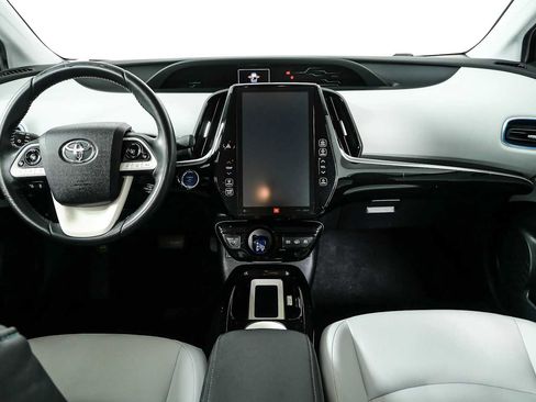 Used 2017 Toyota Prius Prime Advanced FWD image 17