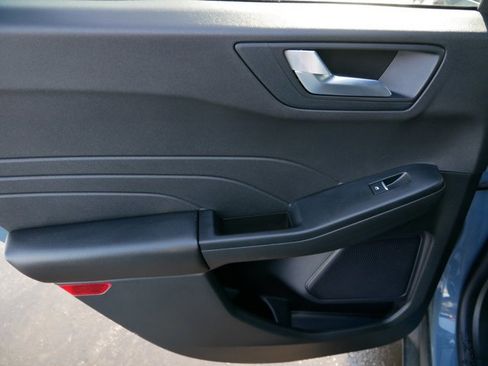 Certified 2024 Ford Escape ST-Line w/ Tech Pack #1 image 13