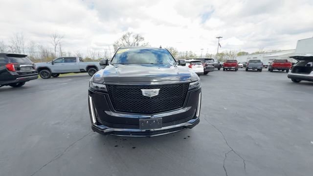 Certified 2024 Cadillac Escalade Sport AWD/4WD image 3