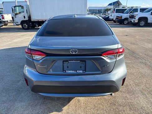 Used 2020 Toyota Corolla LE FWD image 6