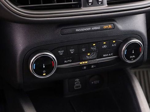 Certified 2025 Ford Escape Active AWD/4WD image 17