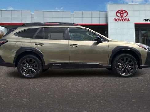 Used 2025 Subaru Outback Onyx Edition AWD/4WD image 3
