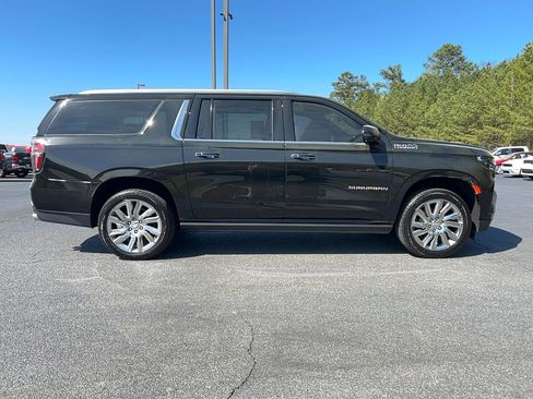 Used 2021 Chevrolet Suburban High Country w/ Premium Package image 4